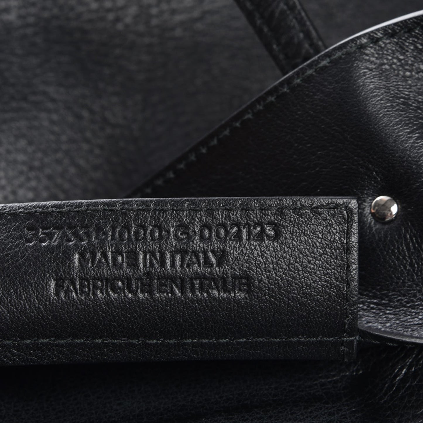 Supple Calfskin Papier A4 Zip Around Tote Black