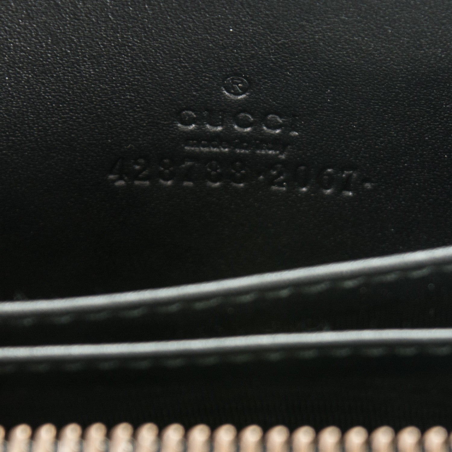 Gucci Calfskin Rabbit Embroidered Zip Around Card Case Black 6 of 6