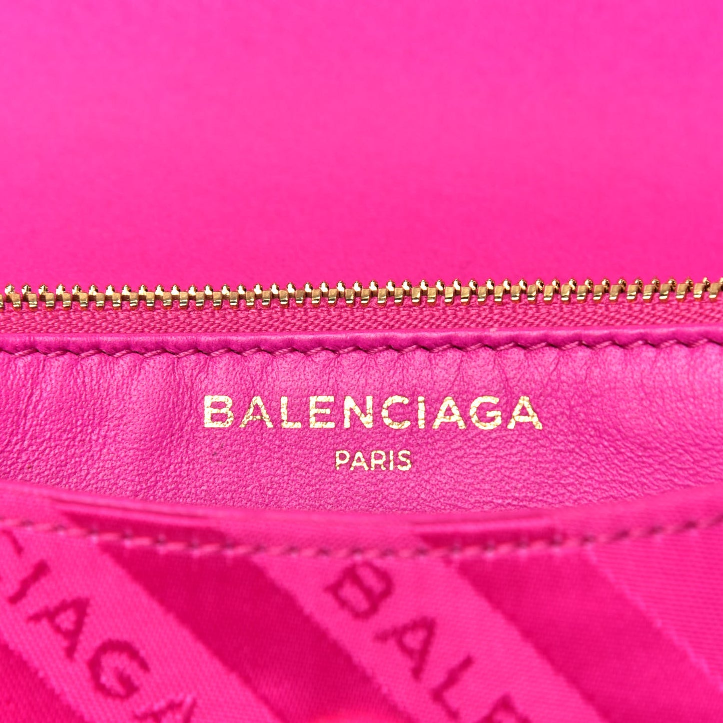 Nylon Jacquard Diagonal Logo S BB Round Shoulder Bag Rose Magenta