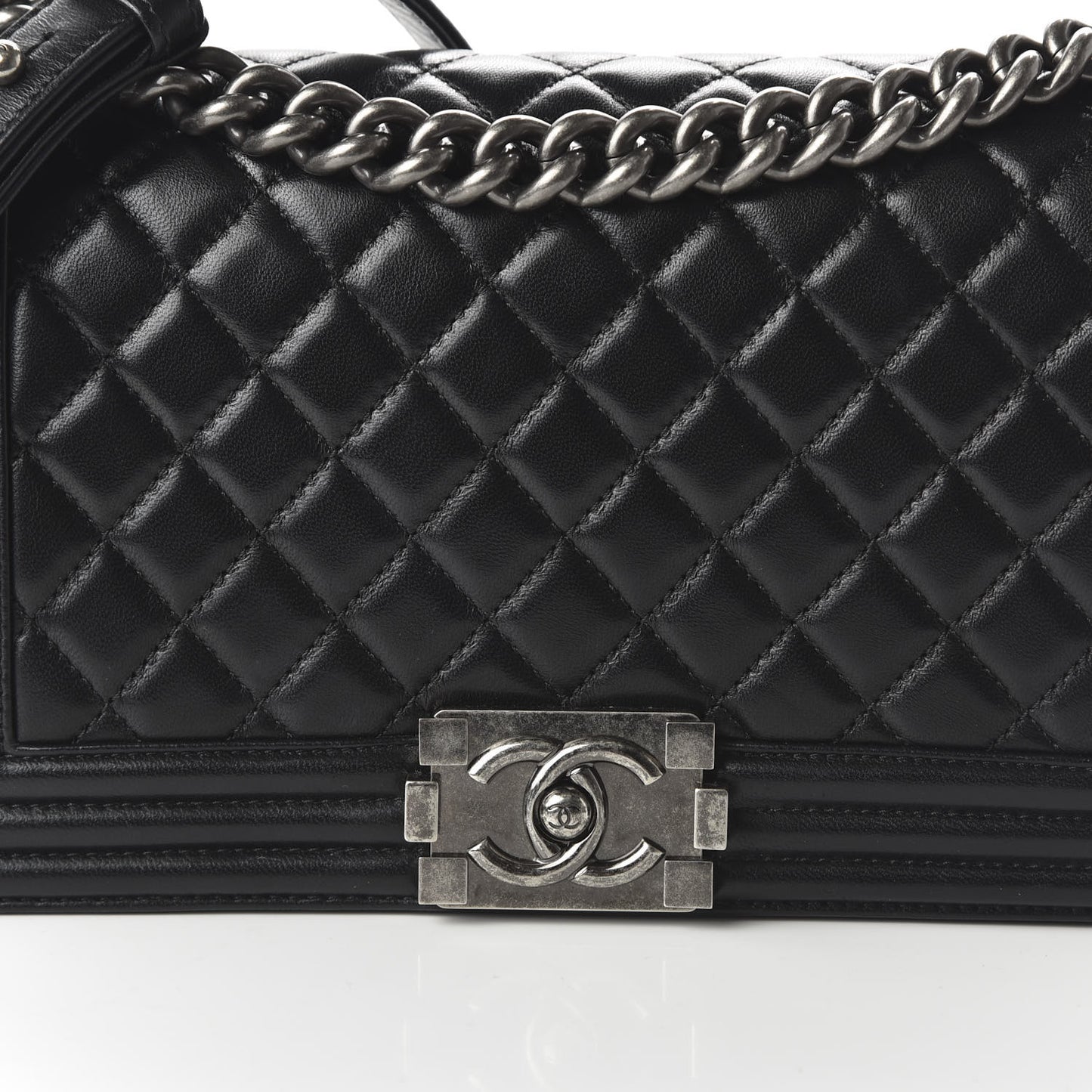 Lambskin Quilted Medium Boy Flap Black