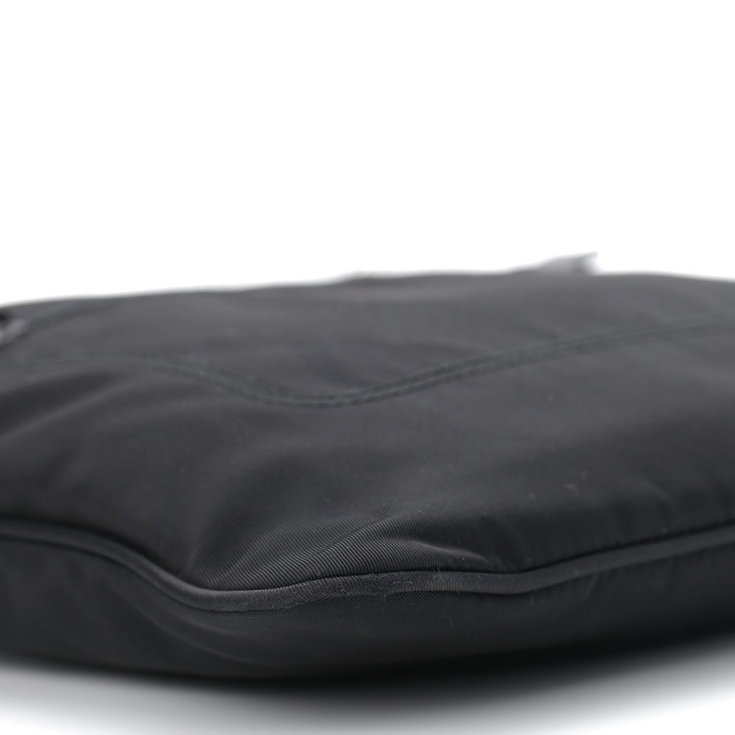 Tessuto Nylon Saffiano Flat Messenger Bag Black