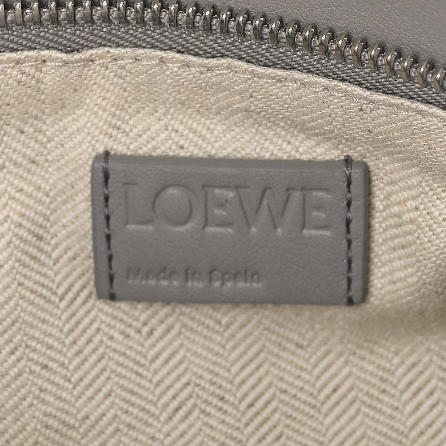 Loewe Calfskin Small Puzzle Bag Pearl Grey 6 of 8
