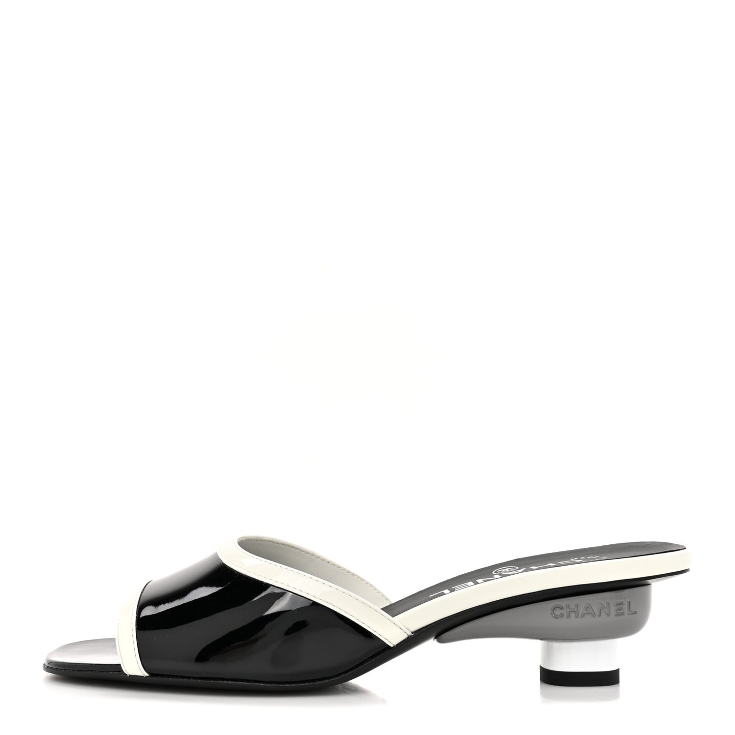 Patent Calfskin Mules 37.5 Black White
