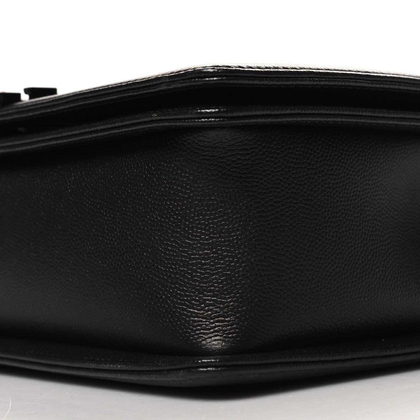 Caviar Quilted New Medium Boy Flap So Black