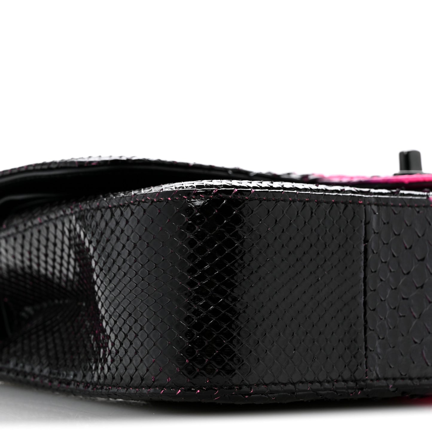 Snakeskin Medium Double Flap Black Pink