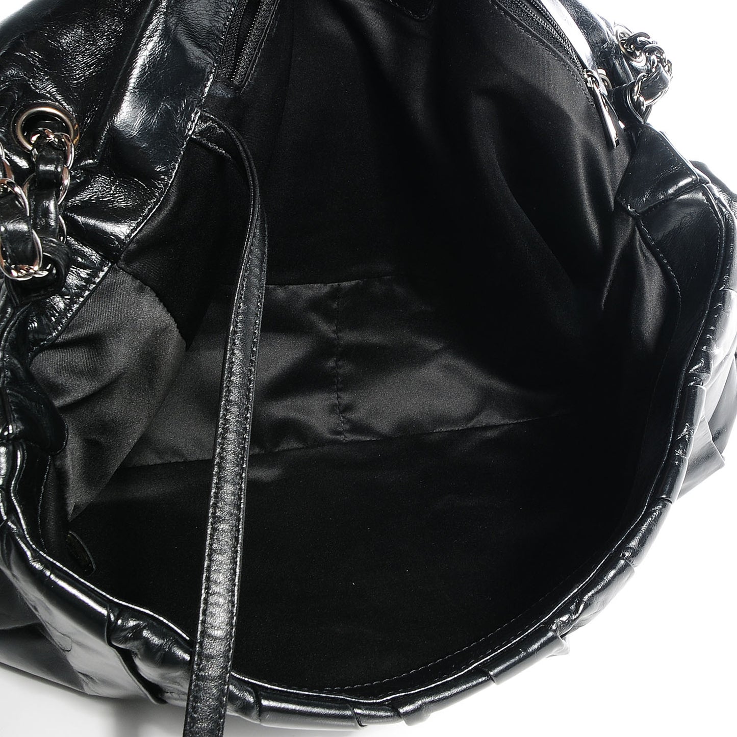 Glazed Calfskin Twisted Maxi Flap Black