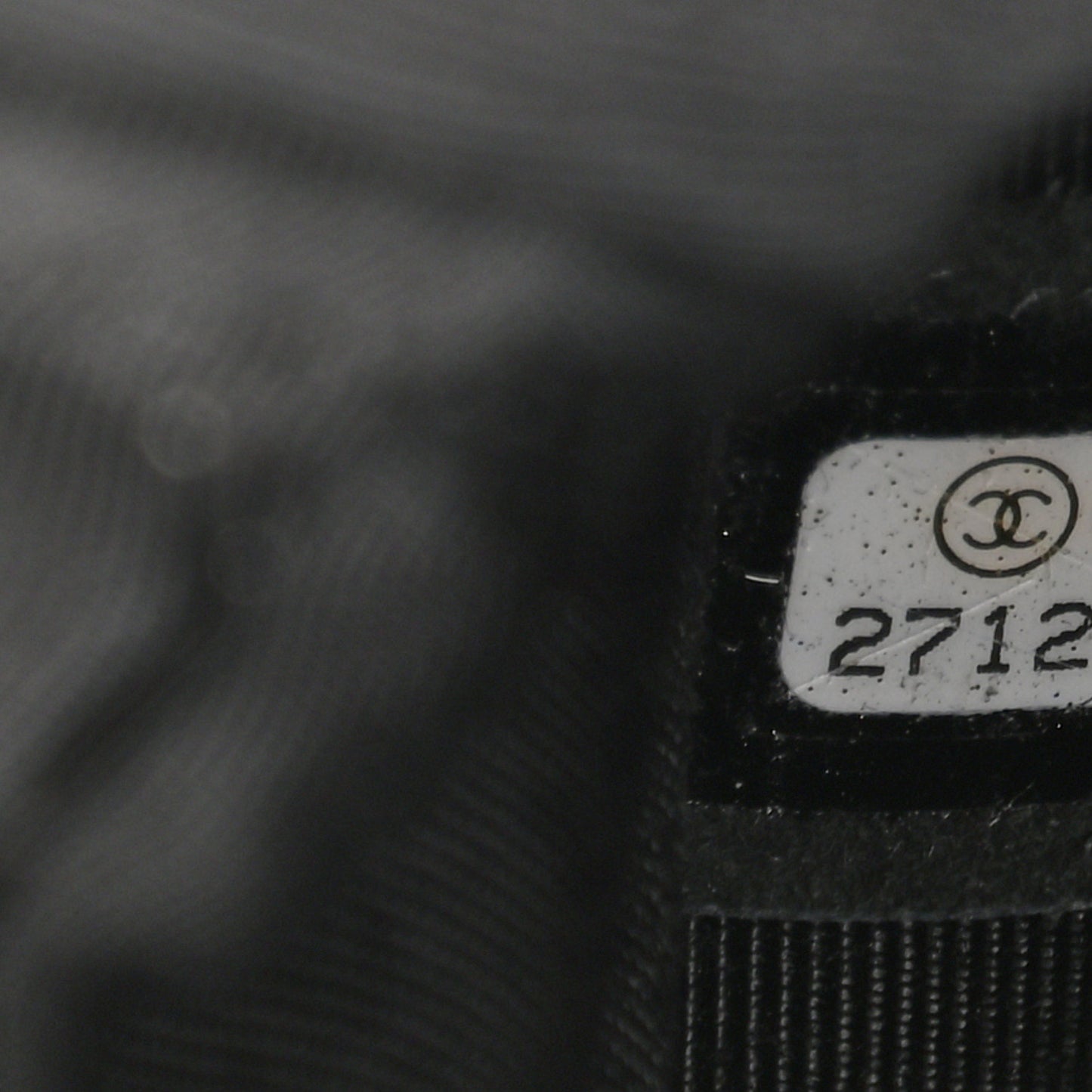 Caviar Quilted CC Day Camera Case Black