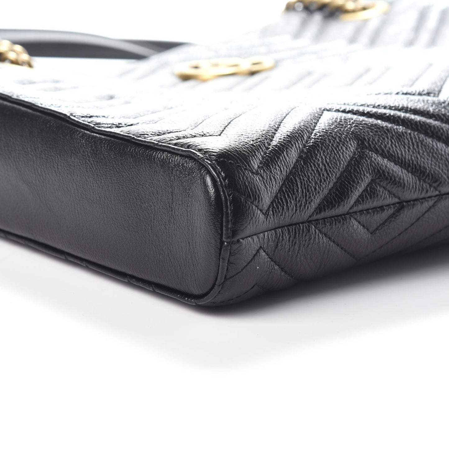 Vintage Calfskin Matelasse Medium GG Marmont Slim Tote Black