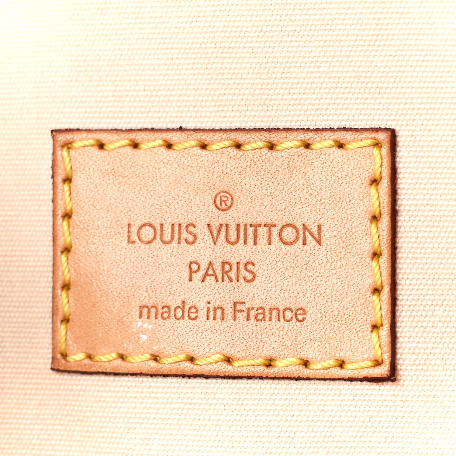 Louis Vuitton Vernis Alma PM Blanc Corail 6 of 13