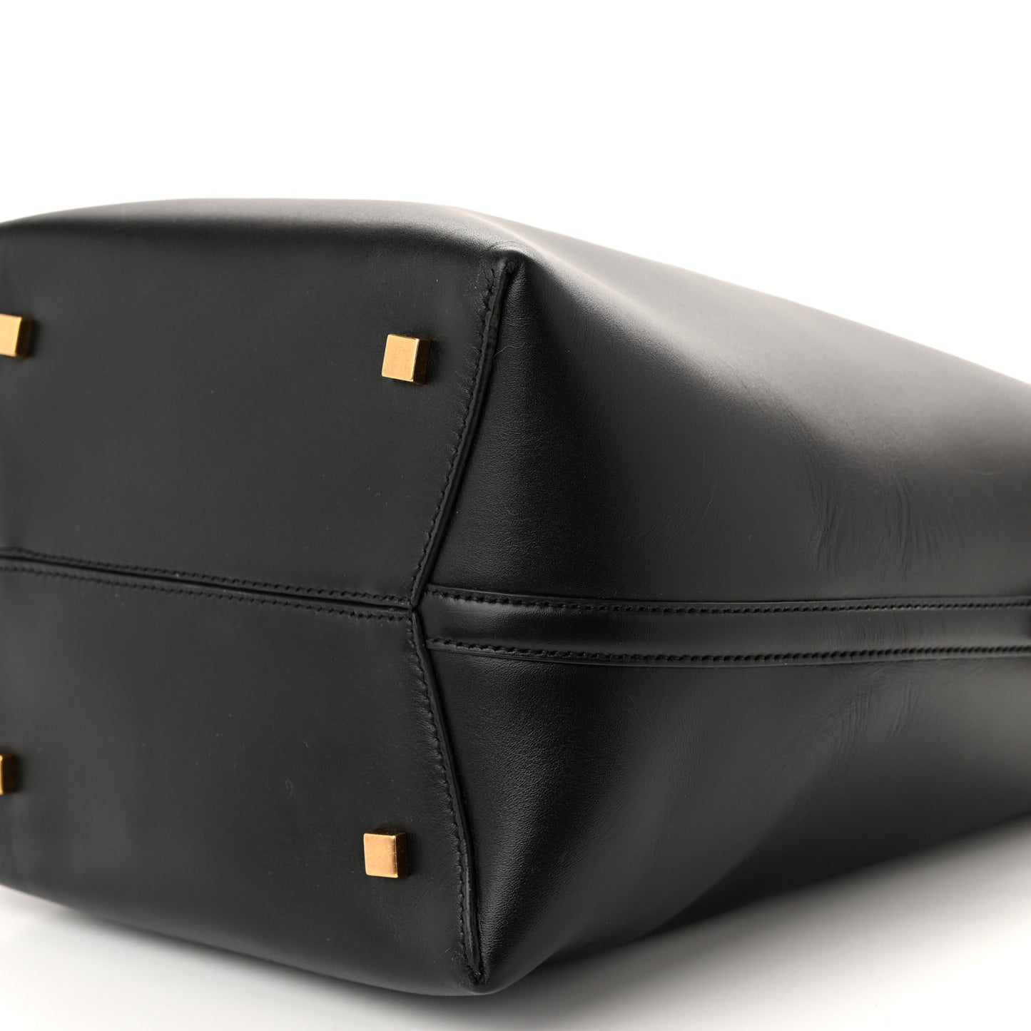 Shiny Calfskin Le 37 Bucket Bag Black