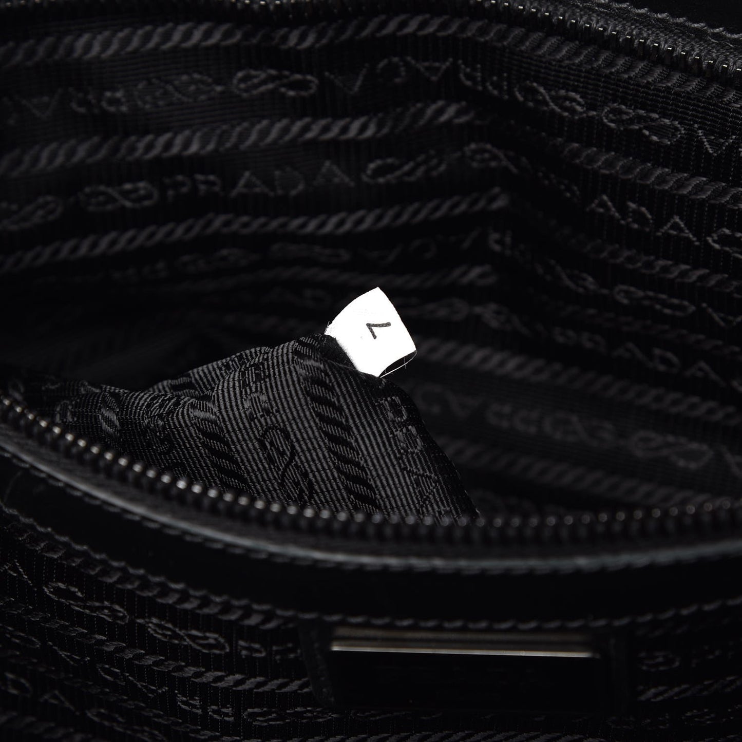 City Calf Tessuto Nylon Shopping Tote Black