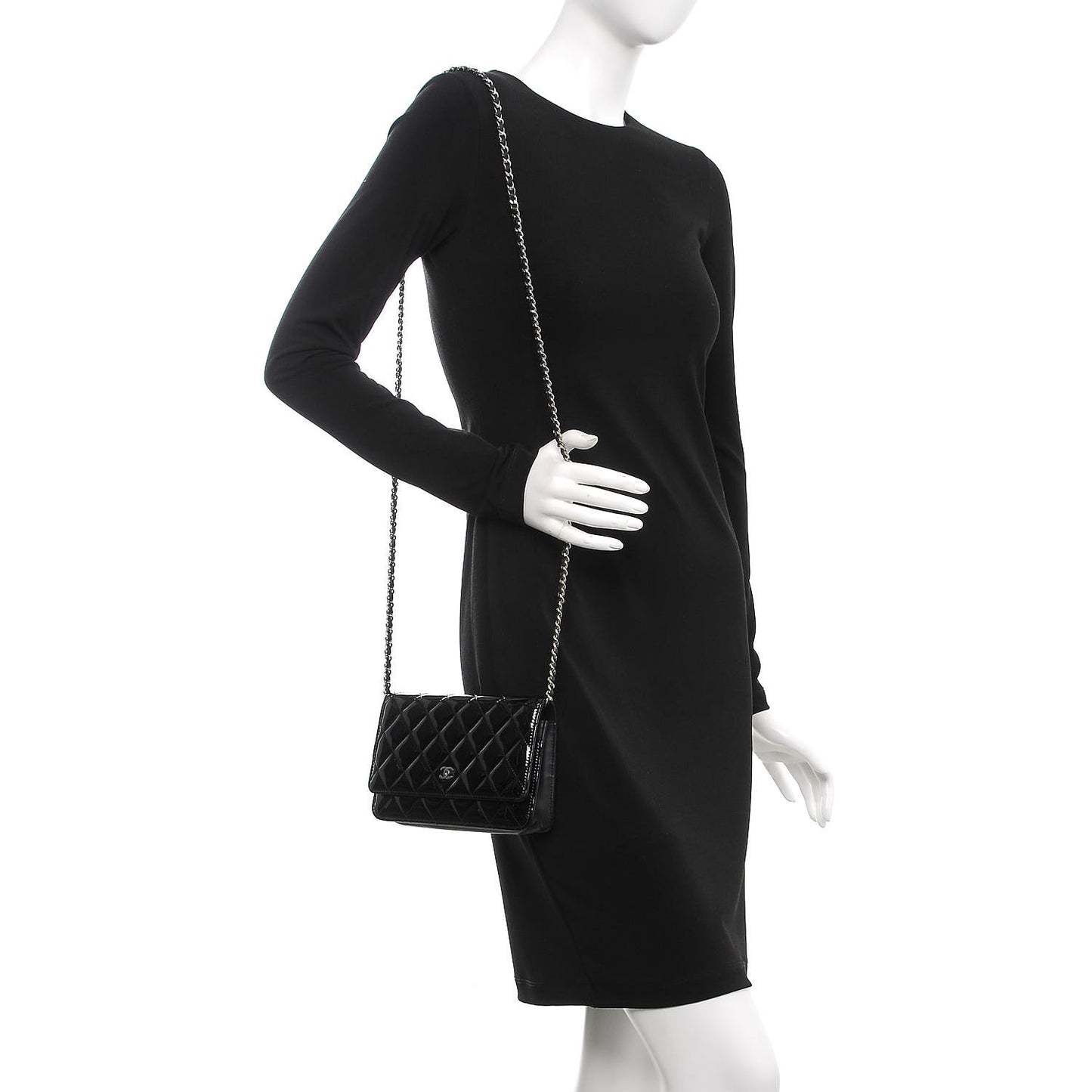 Patent Quilted Wallet On Chain WOC Black