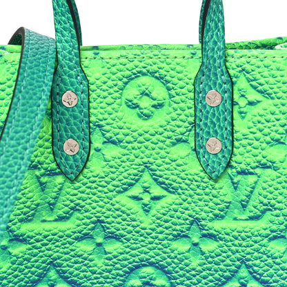 Louis Vuitton Taurillon Illusion Sac Plat XS Bleu Vert 7 of 9