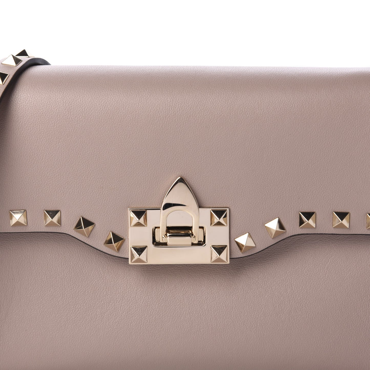 Vitello Medium Rockstud Flip Lock Crossbody Bag Poudre