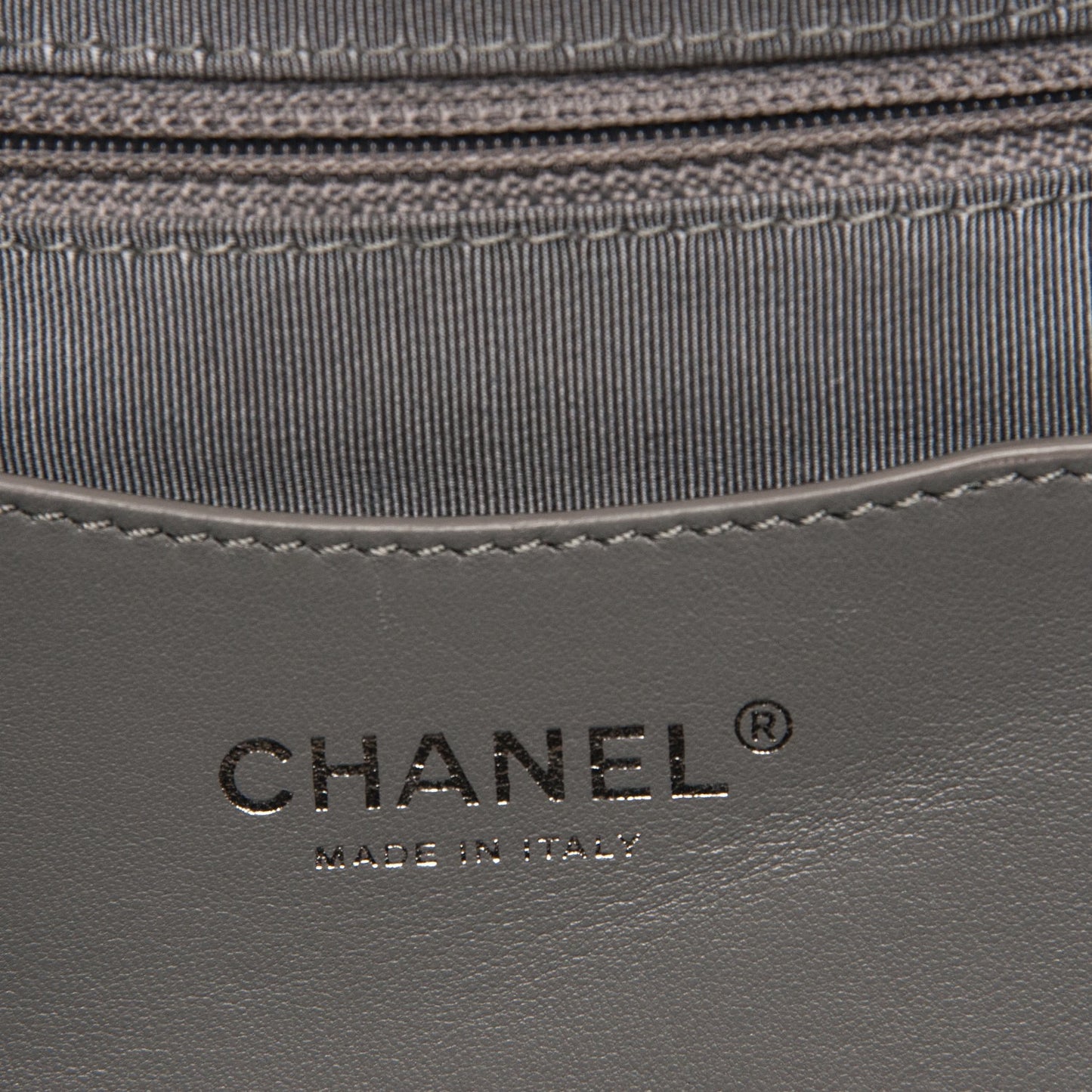 Calfskin Ultimate Stitch Shopping Tote White