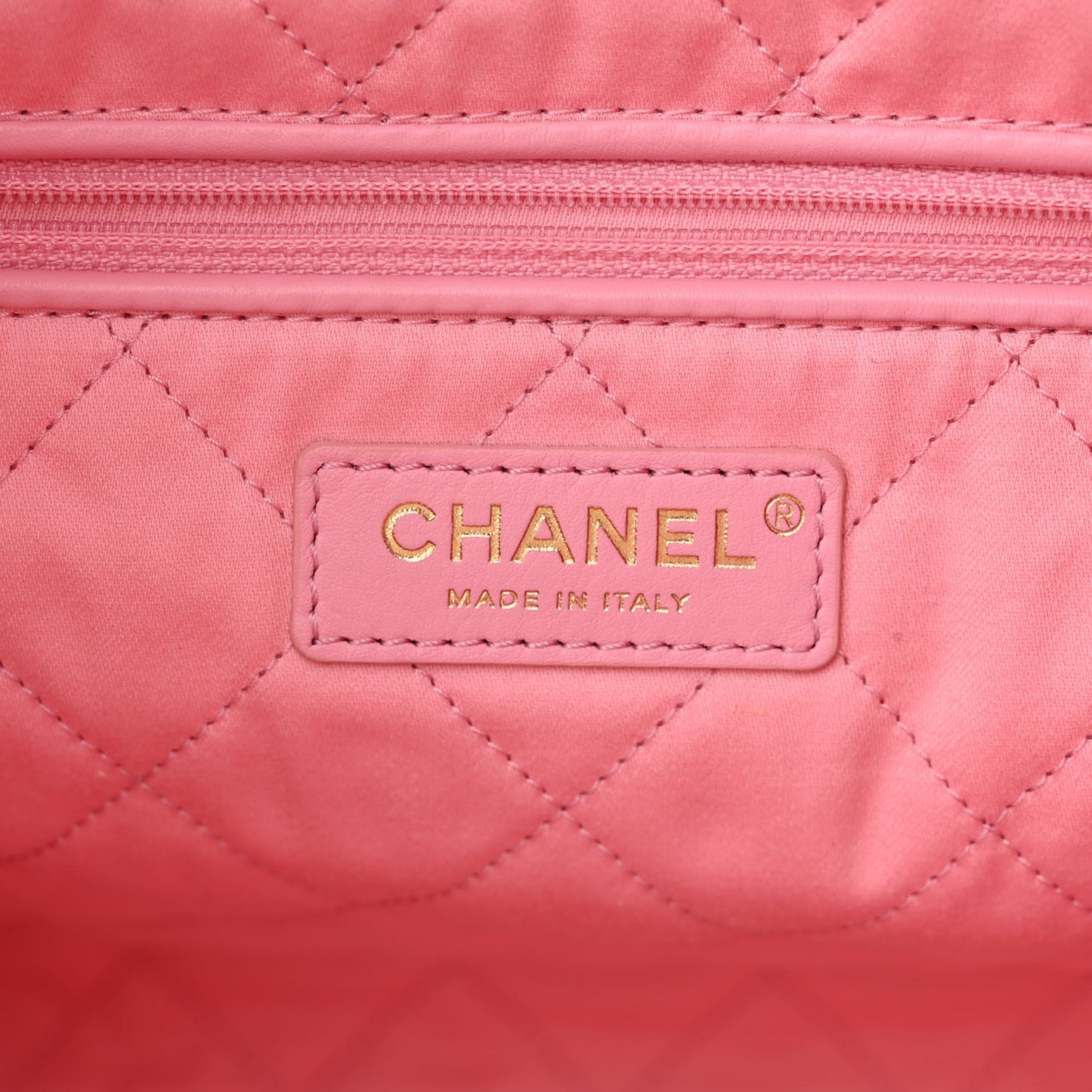 Shiny Calfskin Quilted Small Chanel 22 Light Pink