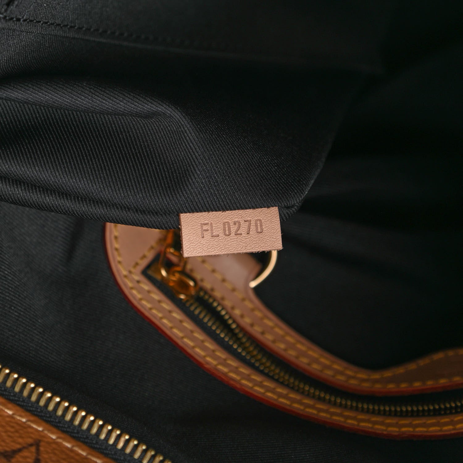 Louis Vuitton Reverse Monogram Carry It 7 of 10