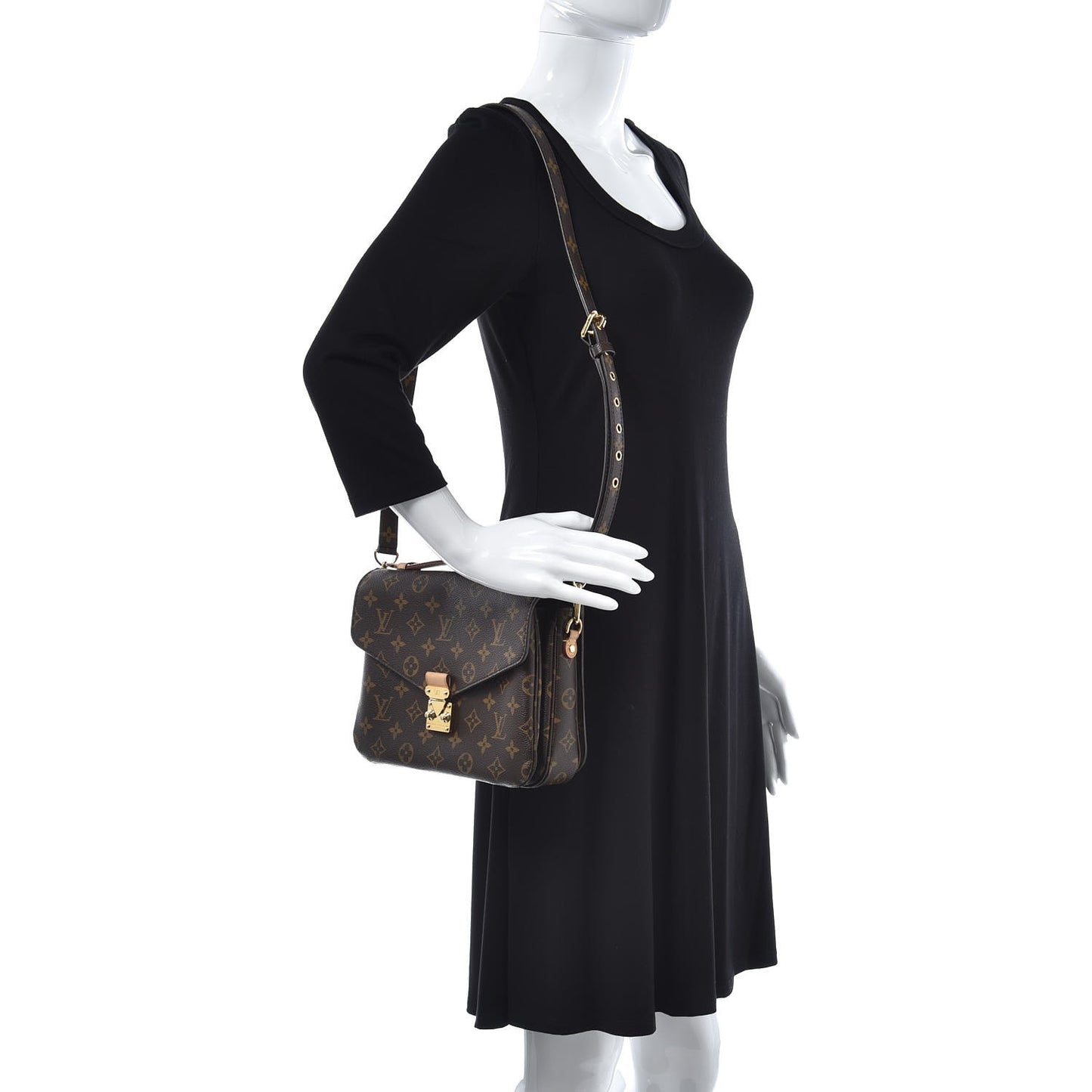 Monogram Pochette Metis