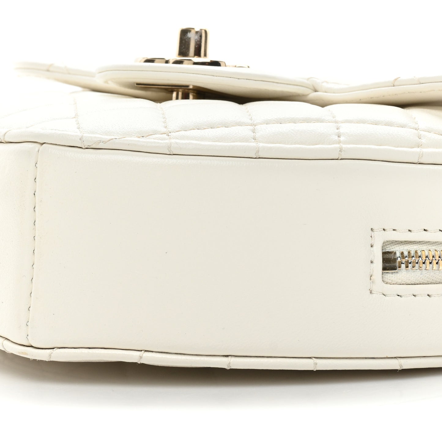 Lambskin Quilted CC In Love Heart Bag White