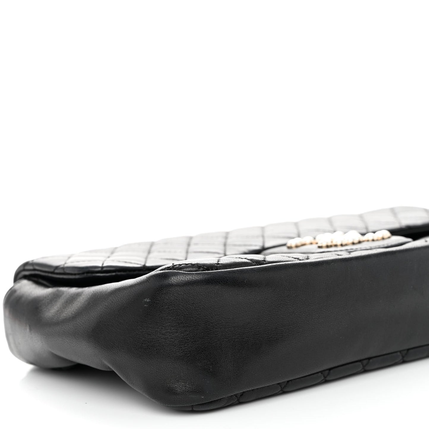 Lambskin Quilted Medium Westminster Pearl Flap Black