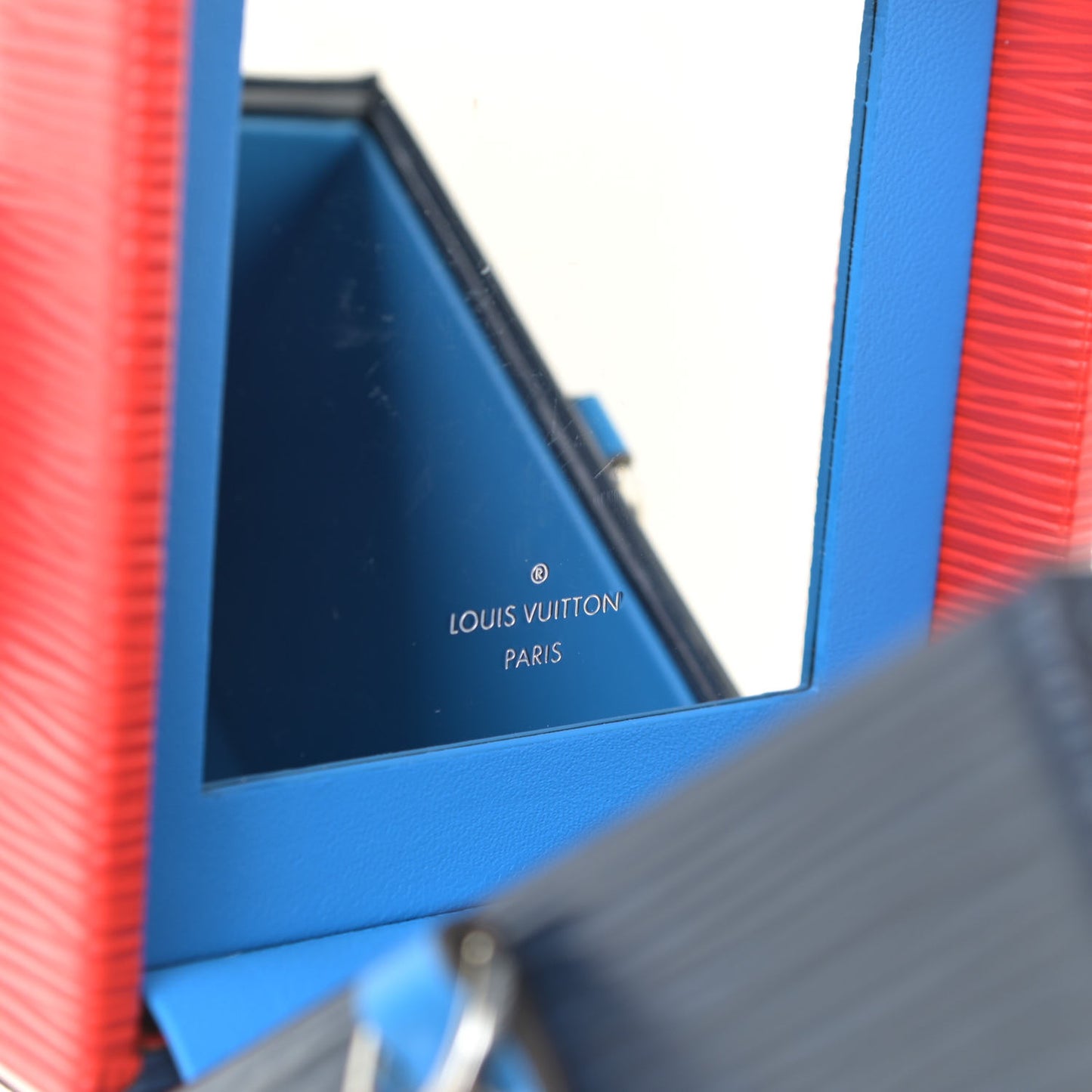 Epi Bleecker Box Indigo Coquelicot