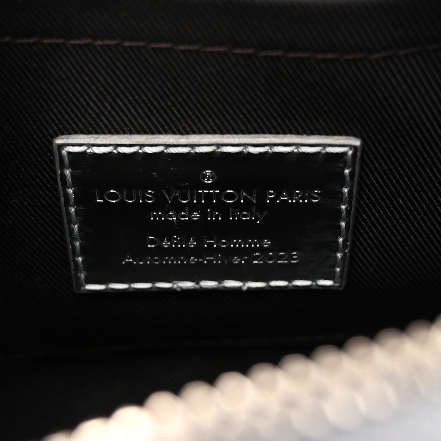 日焼け訳あり　新品　LOUISVUITTON Louis Vuitton Metallic Nebula Monogram Keepall Bandouliere 25
