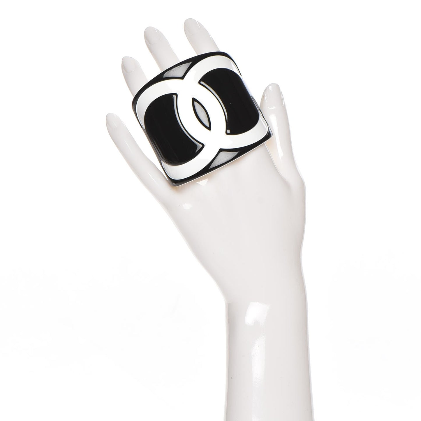 Resin CC Wide Cuff Black White