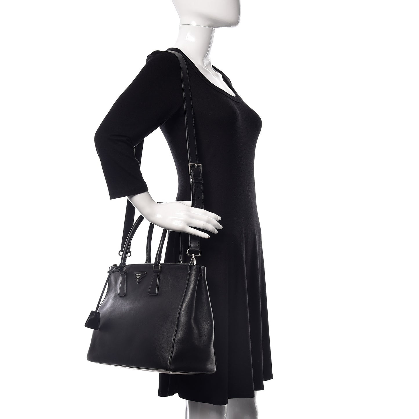 City Calf Bi-Color Medium Galleria Double Zip Tote Black Celeste