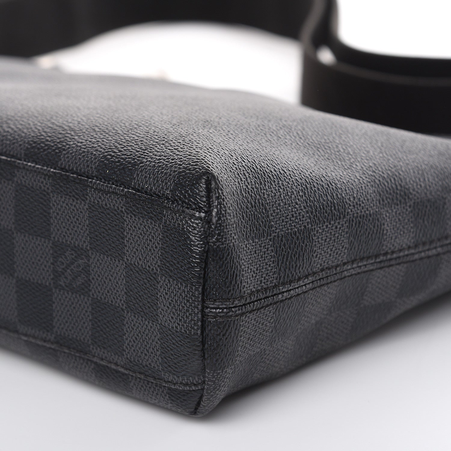 Louis Vuitton Damier Graphite Mick PM 8 of 14