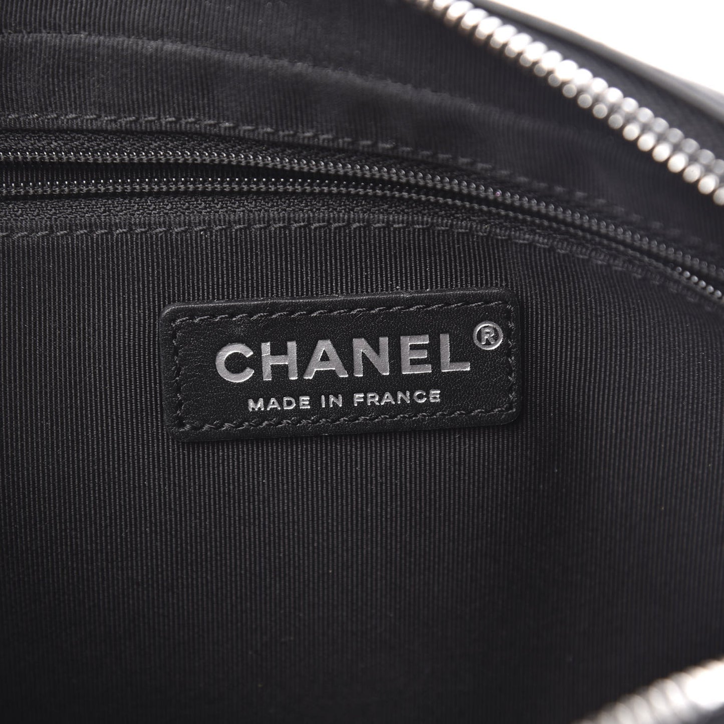 Lambskin Chevron Quilted Small Promenade Camera Black
