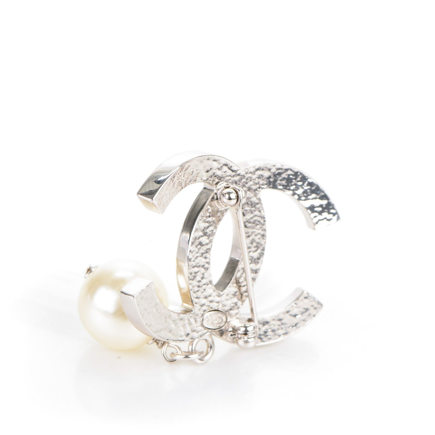 Pearl CC Drop Brooch Silver