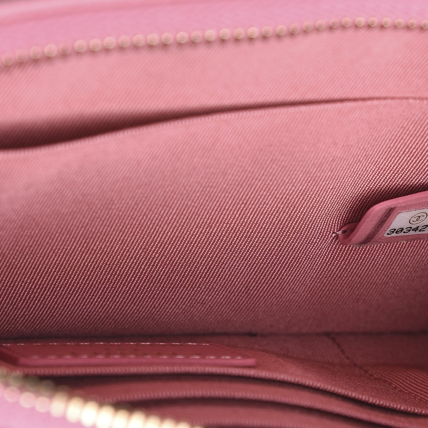Caviar Quilted Zipped Boy Pouch Pink