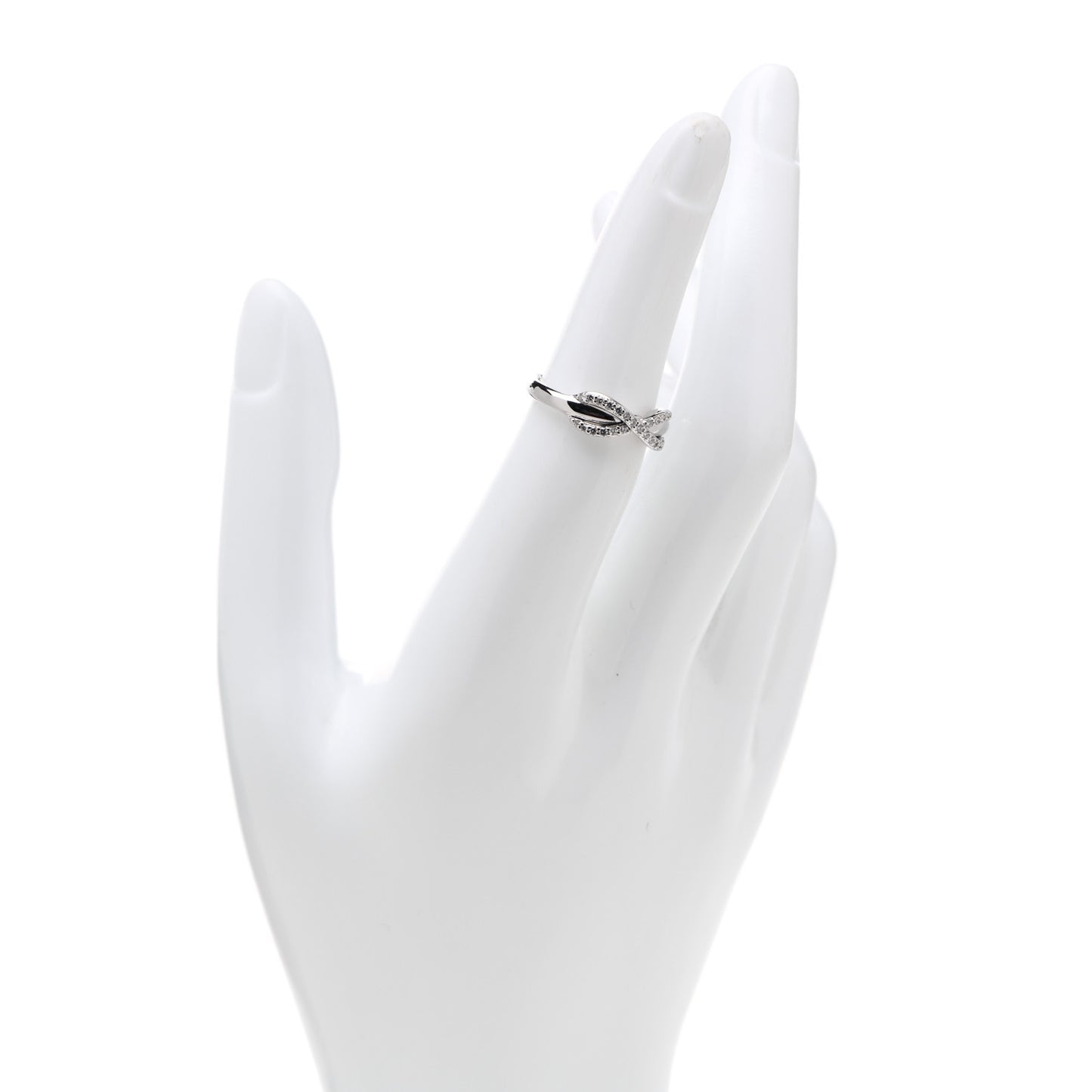 18K White Gold Diamond Infinity Ring 49 5