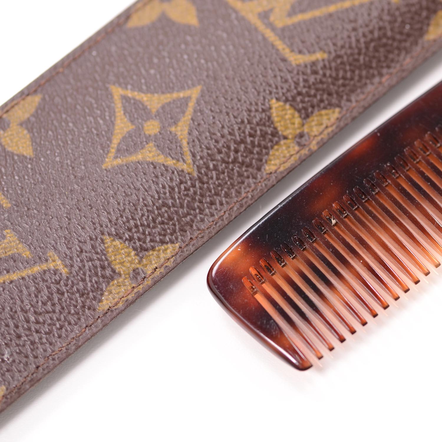 Louis Vuitton Monogram Comb Case Holder Vintage 34410 – FASHIONPHILE