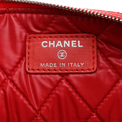 Chanel Patent Calfskin Quilted Valentine Hearts Medium O Cosmetic Case Red 6 of 7
