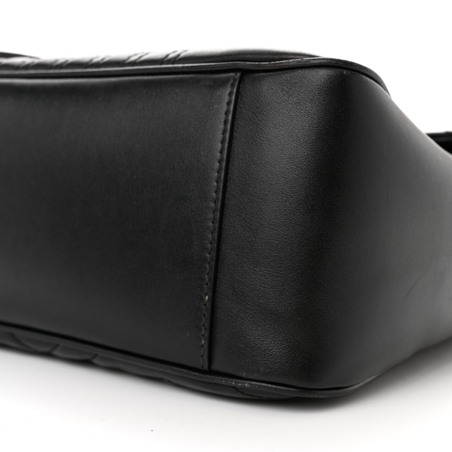 Calfskin Matelasse Large GG Marmont Shoulder Bag Black