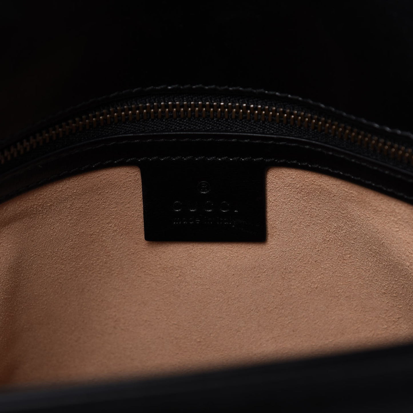 Calfskin Matelasse Large GG Marmont Shoulder Bag Black
