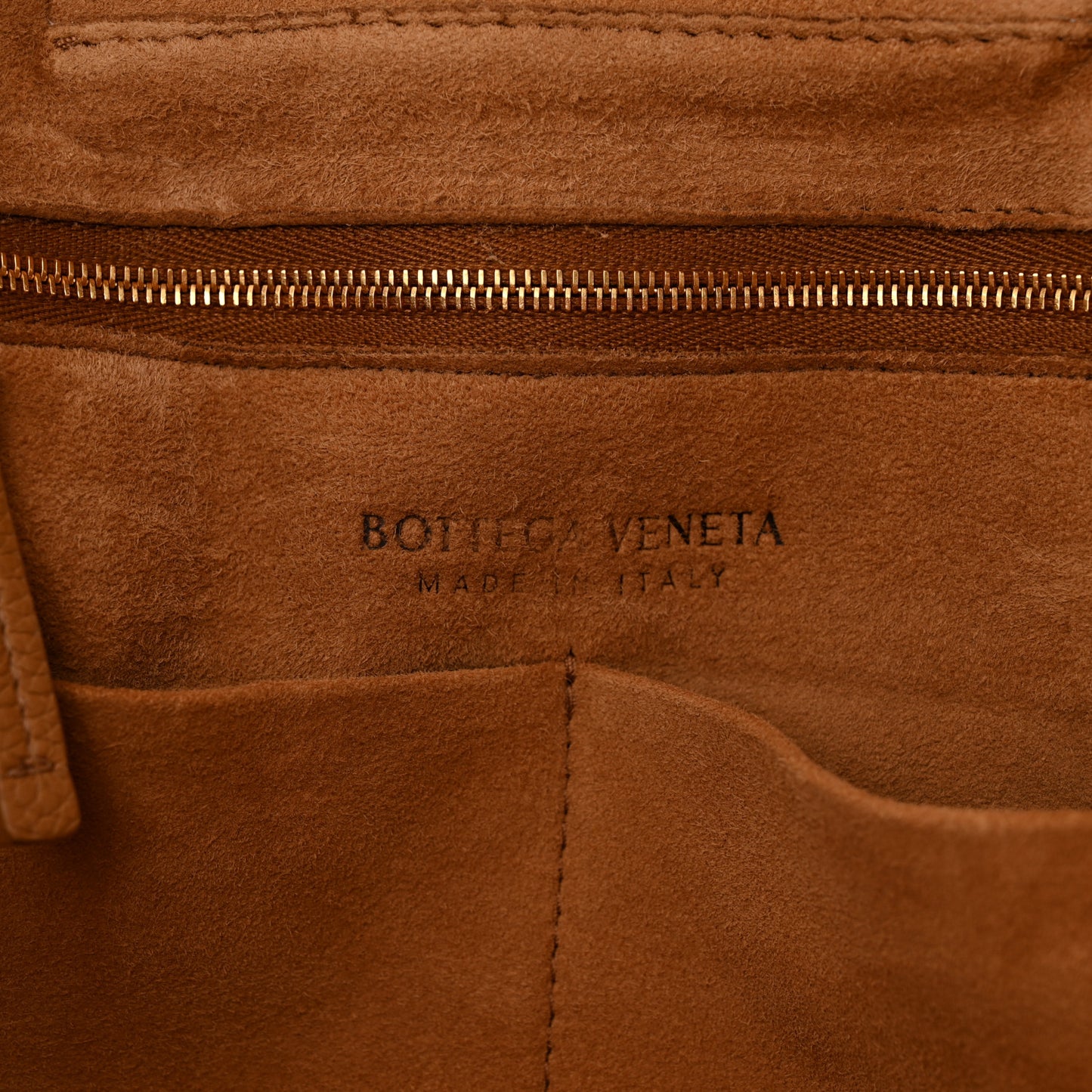 Grained Calfskin Maxi Intrecciato Medium Arco Caramel