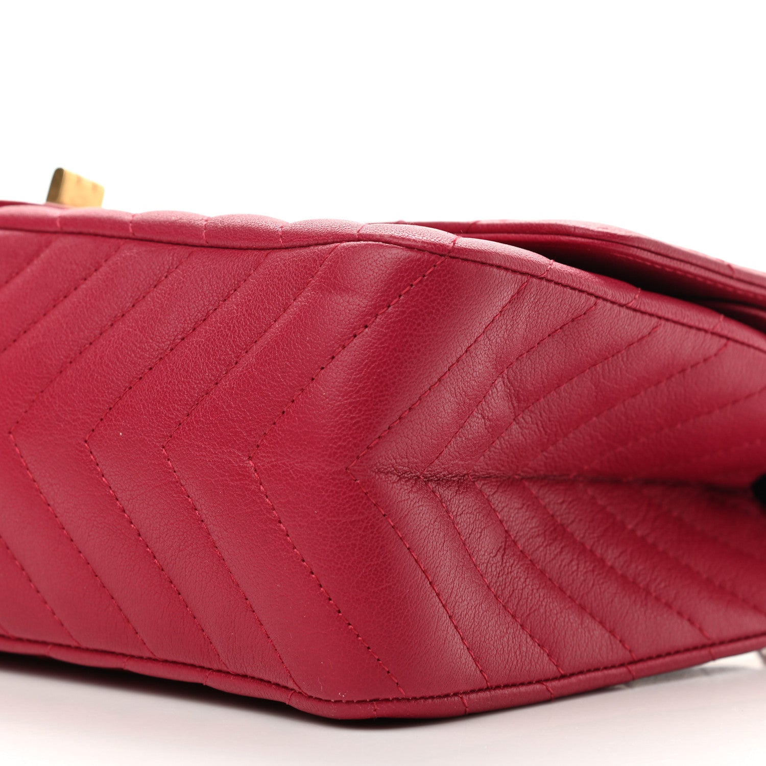 Chanel Sheepskin Chevron Quilted 2.55 Reissue 226 Flap Dark Pink 10 of 13