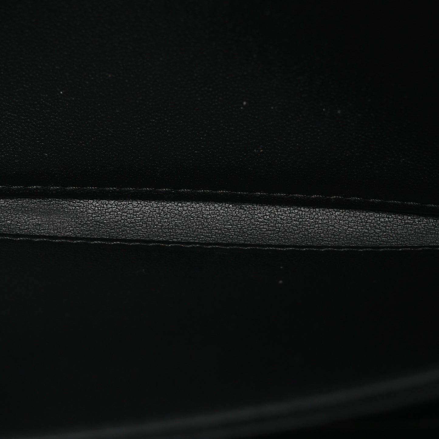 Grained Calfskin Supple Cannage Caro Zip Wallet Black