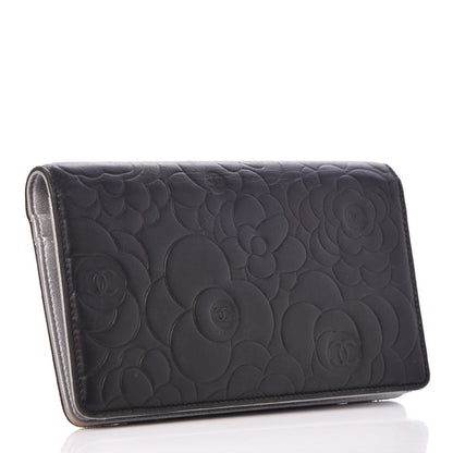 Chanel Lambskin Camellia Embossed Yen Wallet Black 11 of 22