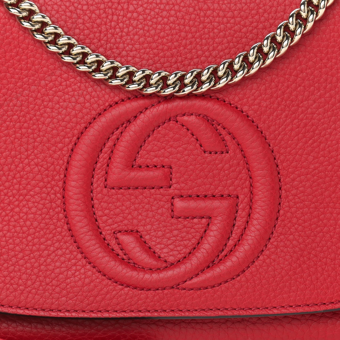 Pebbled Calfskin Medium Soho Flap Crossbody Tabasco Red