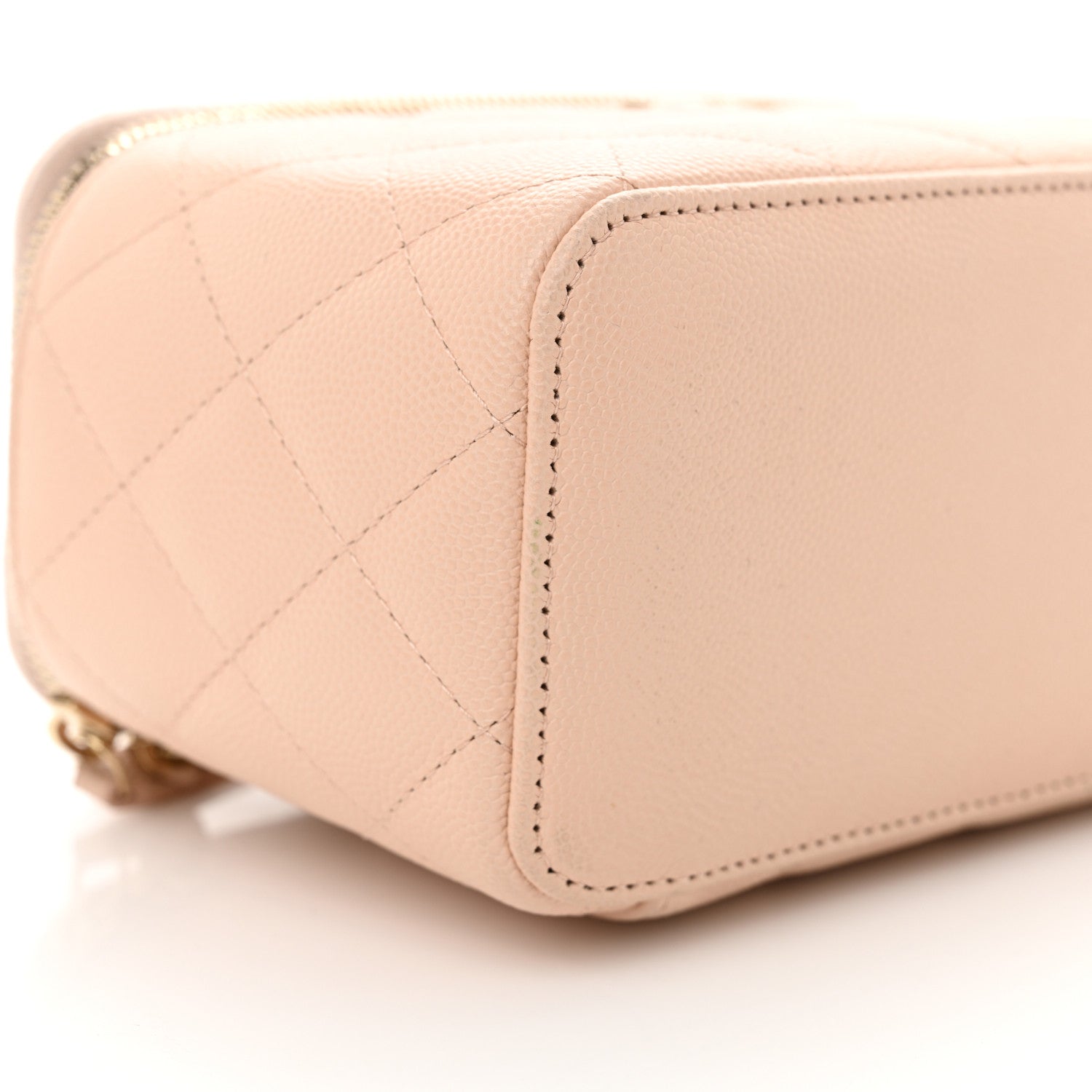 Chanel Caviar Quilted Small Vanity Case With Chain Light Pink 9 of 10