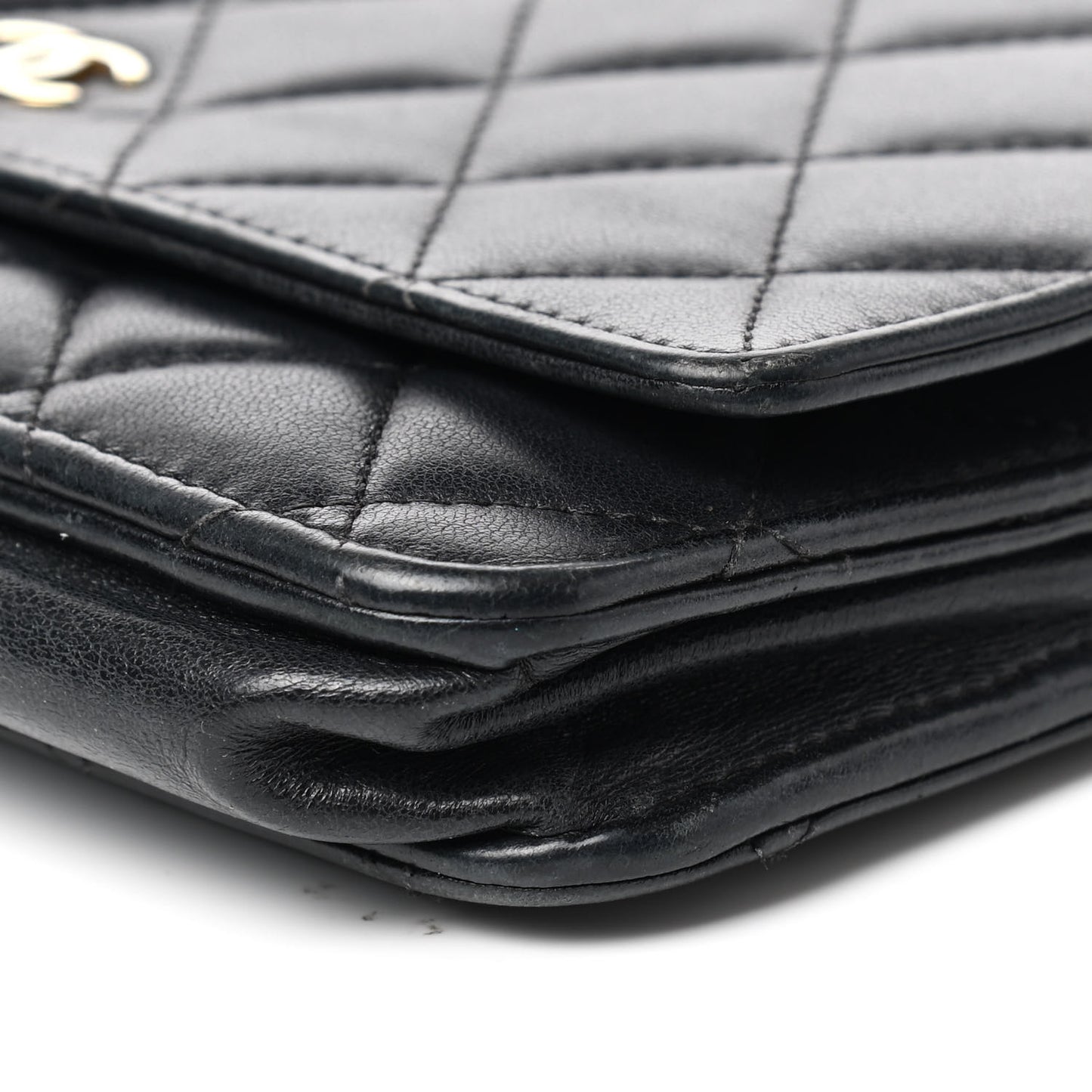 Lambskin Quilted Wallet On Chain WOC Black
