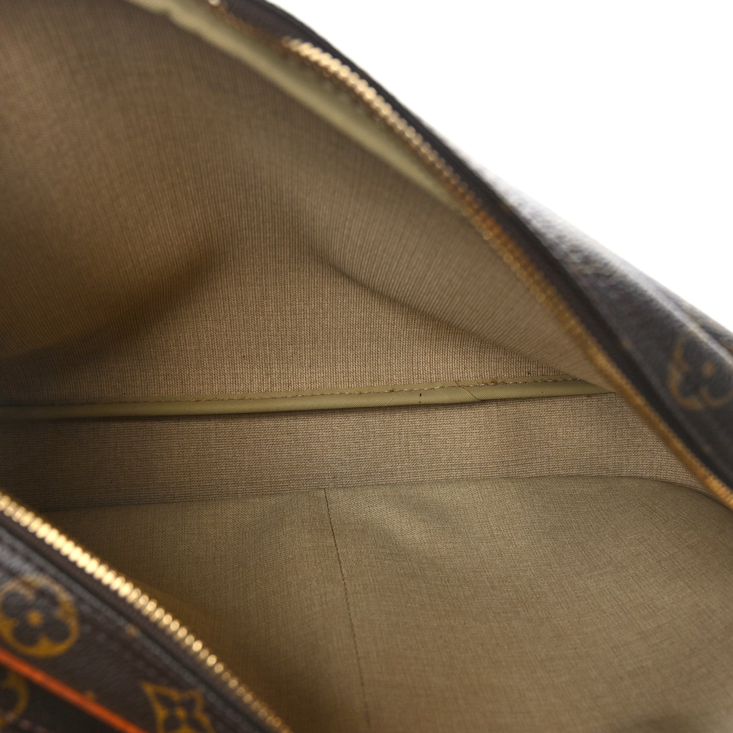 Louis Vuitton Monogram Reporter GM 4 of 10
