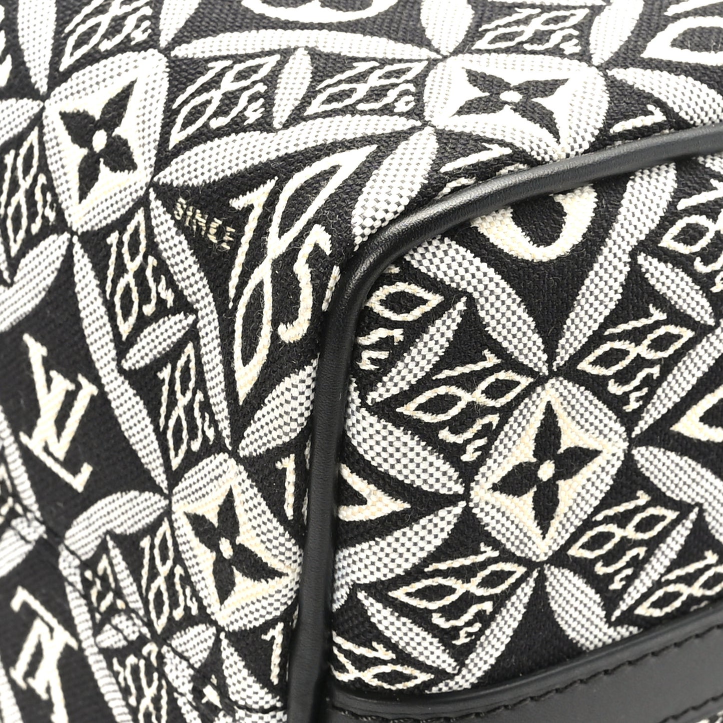Jacquard Since 1854 Speedy Bandouliere 25 Black
