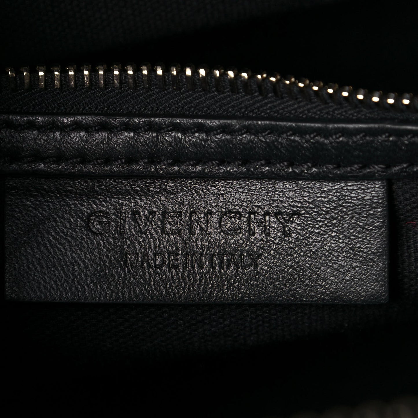 Calfskin Crocodile Embossed Mini Antigona Black