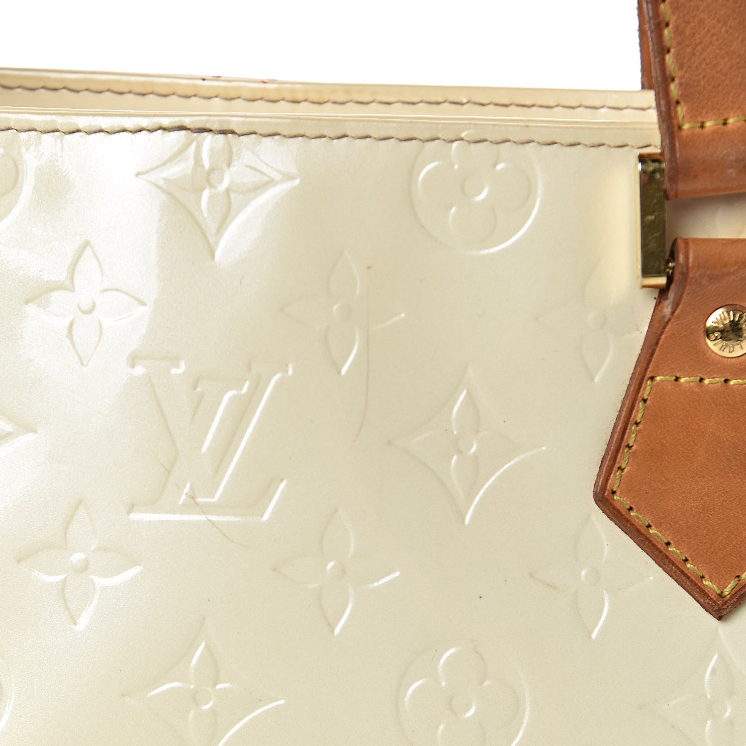Louis Vuitton Vernis Houston Perle 16 of 29