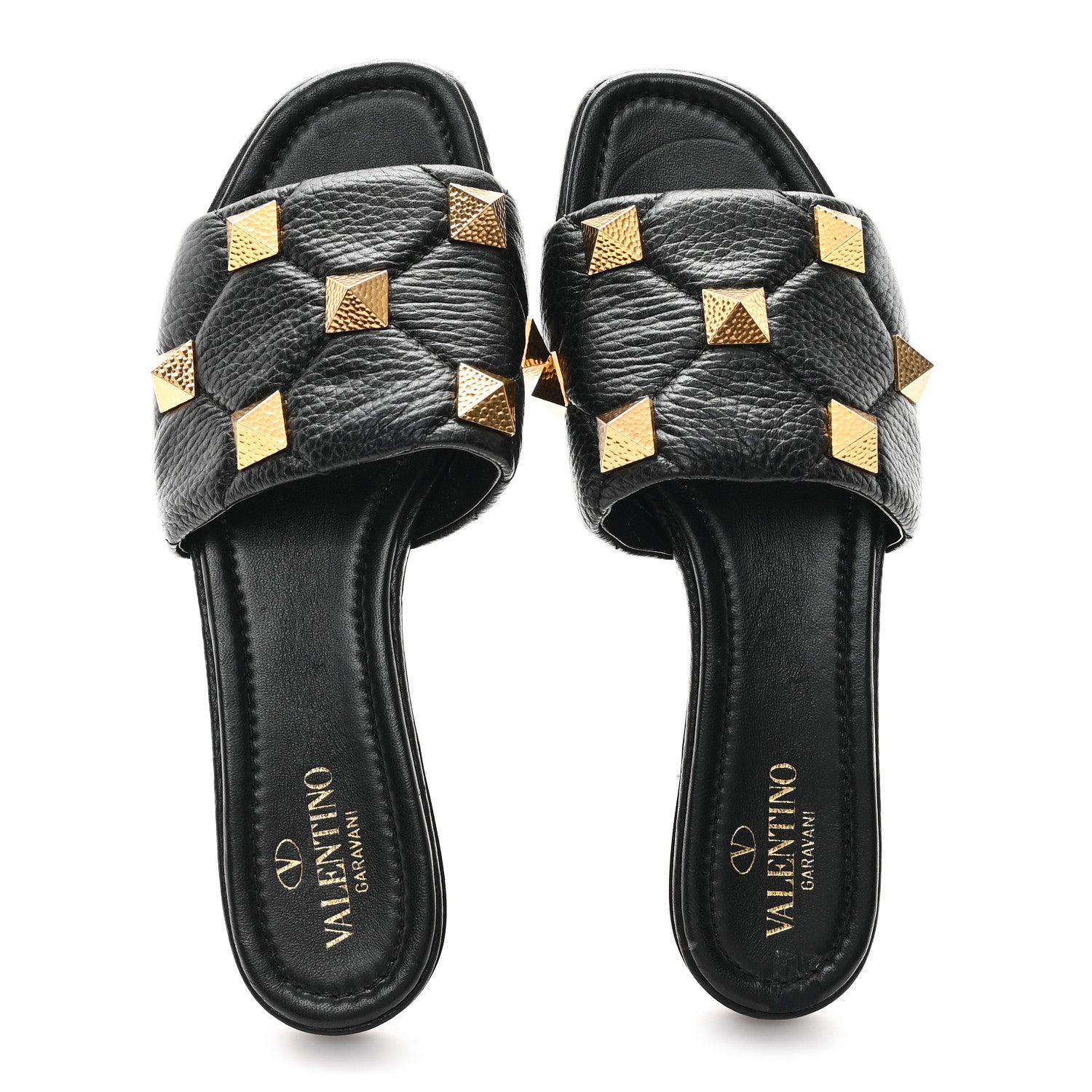 アレクサンドルジュヴォー　ヴァン・ド・フランス・アン・ロルム 2008年 Valentino Garavani Pebbled Calfskin Roman Stud Flat Slide Sandals