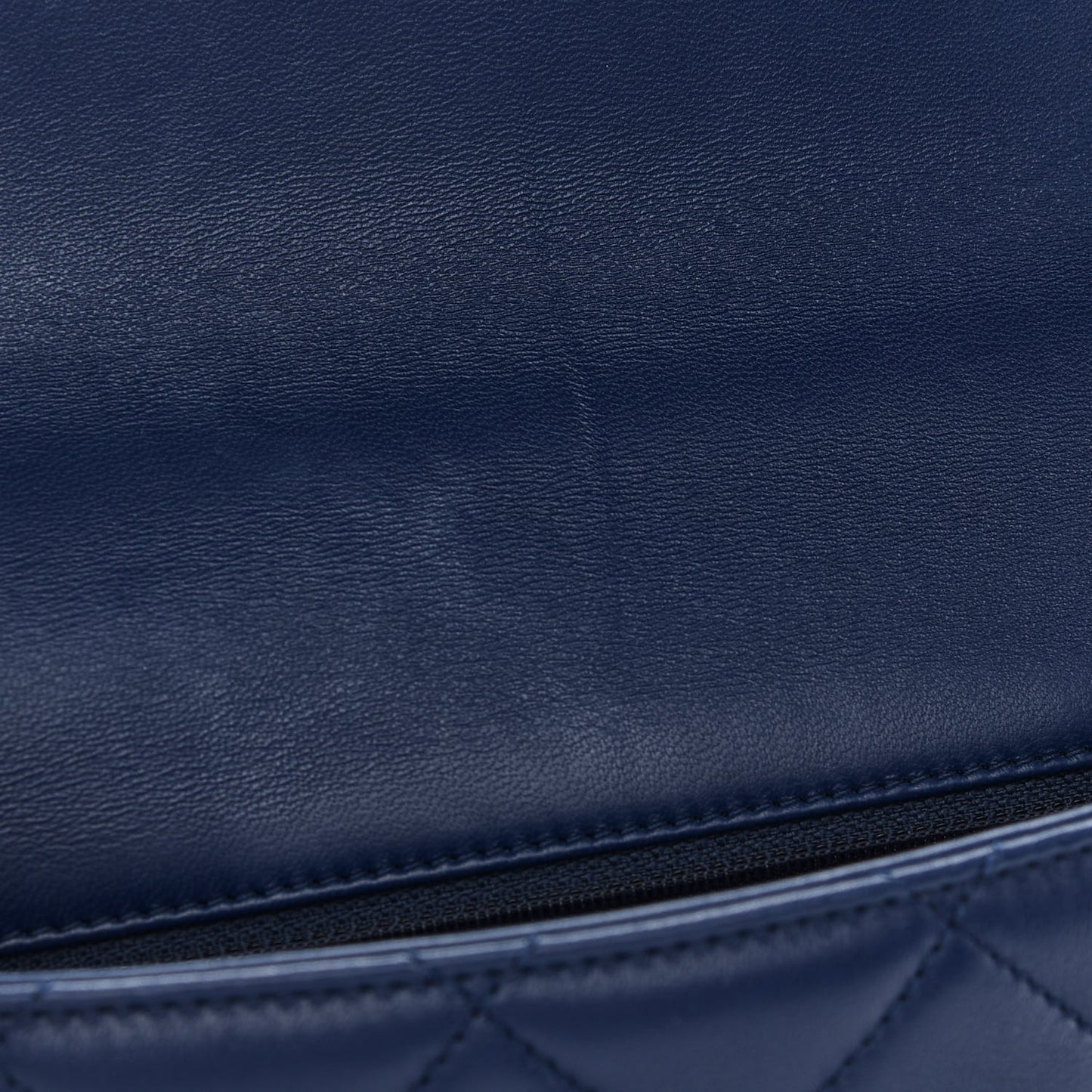 Lambskin Quilted Resin Bi-Color Chain Flap Bag Navy